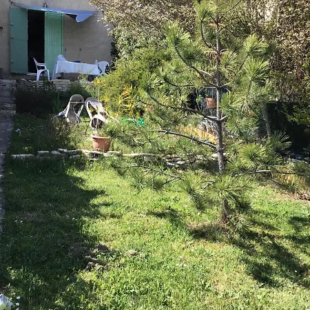 196 Rue Des Moulins *