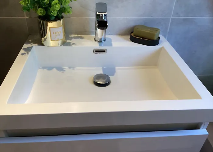 196 Rue Des Moulins *